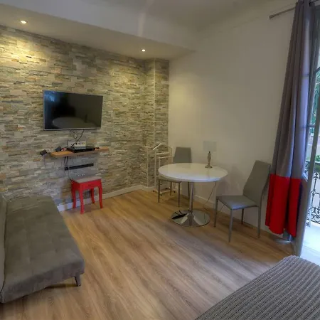 Contrast Luxapart 3 Min Mc Casino Apartment *